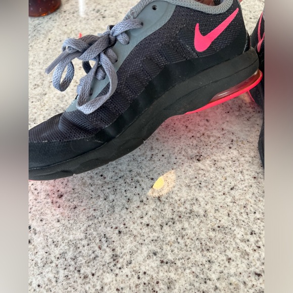 Nike Air Max Girls Size 1 - Picture 8 of 9